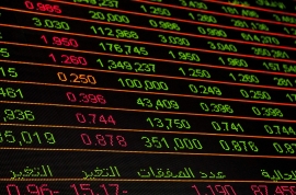 欧逸交易所手机版下载量突破50万 上线多链闪兑与Staking功能！